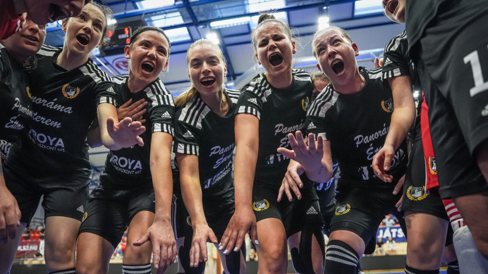 Női futsal: a DEAC nyerte a bajnokságot